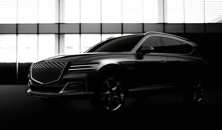 Genesis GV80: immagini ufficiali