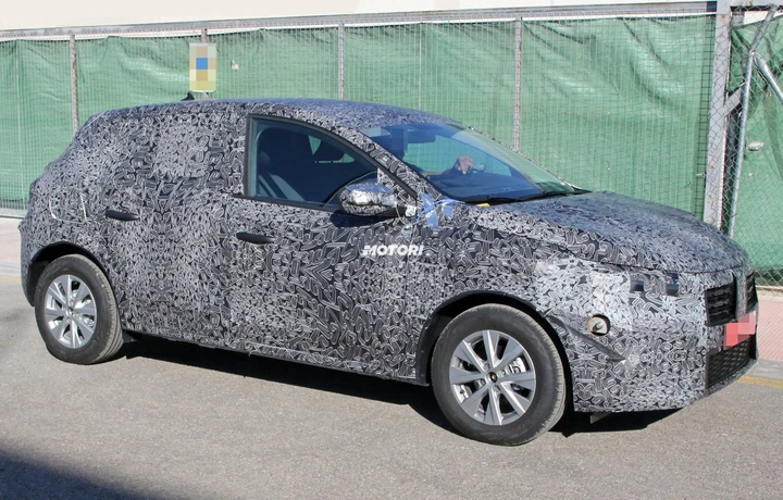 Nuova Dacia Sandero 2020: le foto spia
