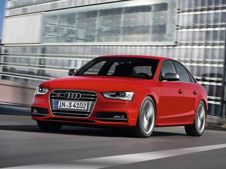 Audi S4