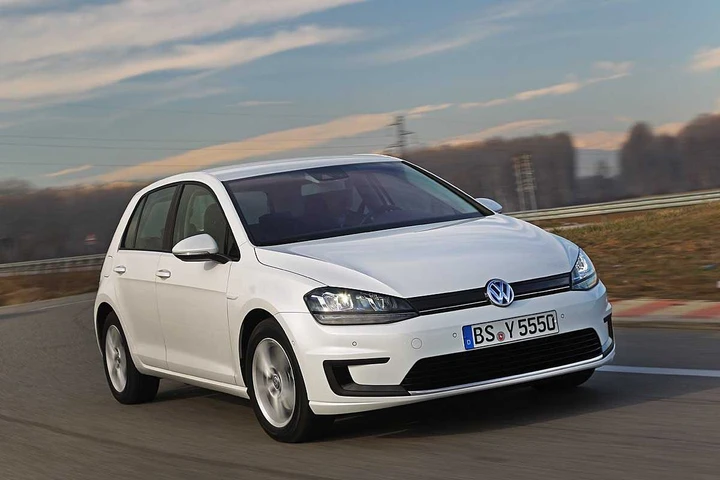 Volkswagen E-Golf: in arrivo la Golf 7 elettrica