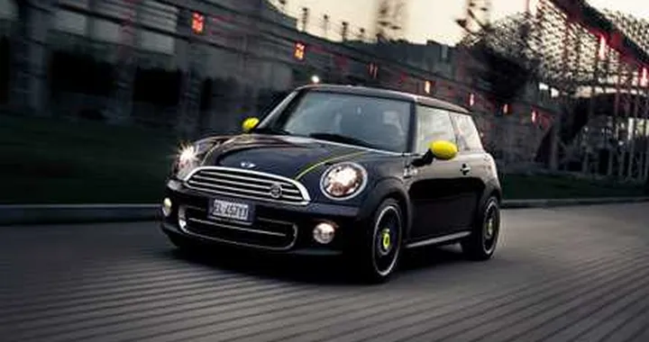 Mini Ray Line: prezzi da 16.150 euro