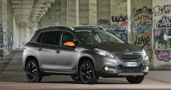 Peugeot 2008 Black Matt: da 23.310 euro
