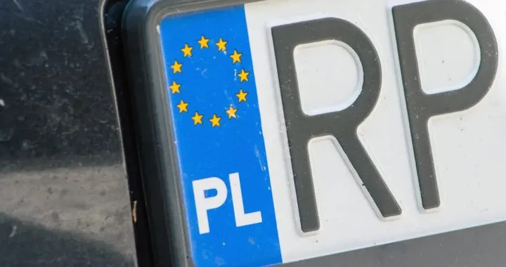 Targhe polacche, cambia tutto: Rc auto italiana verso l’obbligo