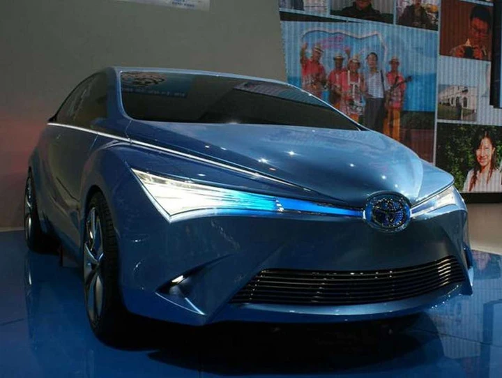 Toyota Dear Qin e Youngdong