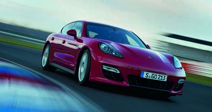 Porsche Panamera GTS: prezzi da 119.879 euro