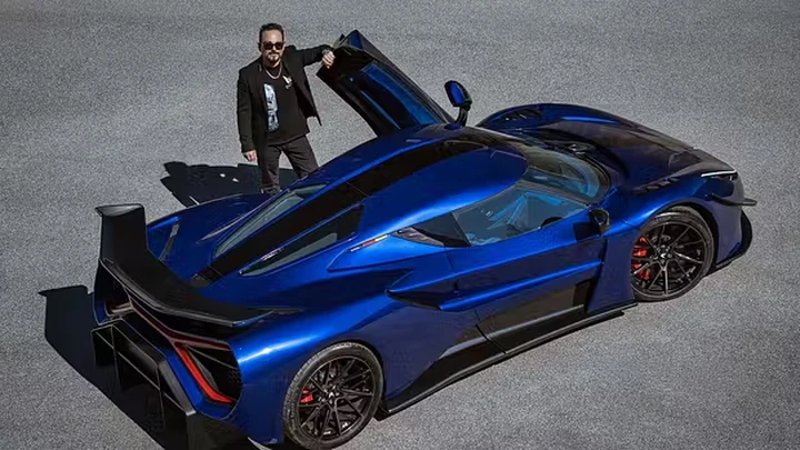 Elektron Quasar: l’hypercar elettrica da 2.413 CV sfida ogni record