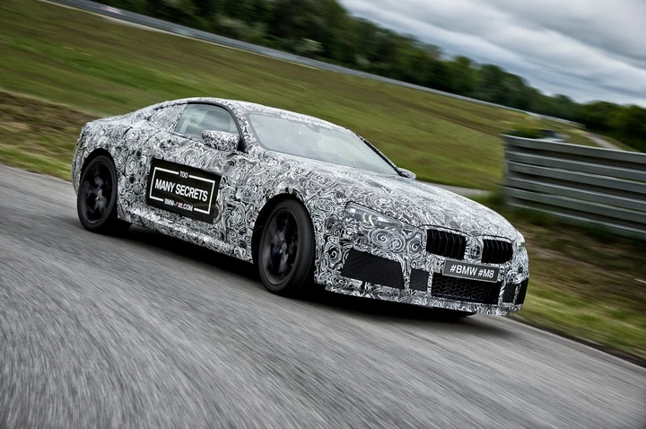 Bmw M8 2017: prime immagini ufficiali