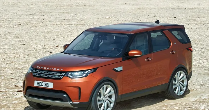 Land Rover Discovery: première al Salone di Parigi 2016