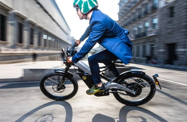 Butalco albero: arriva la moto-bici per la città