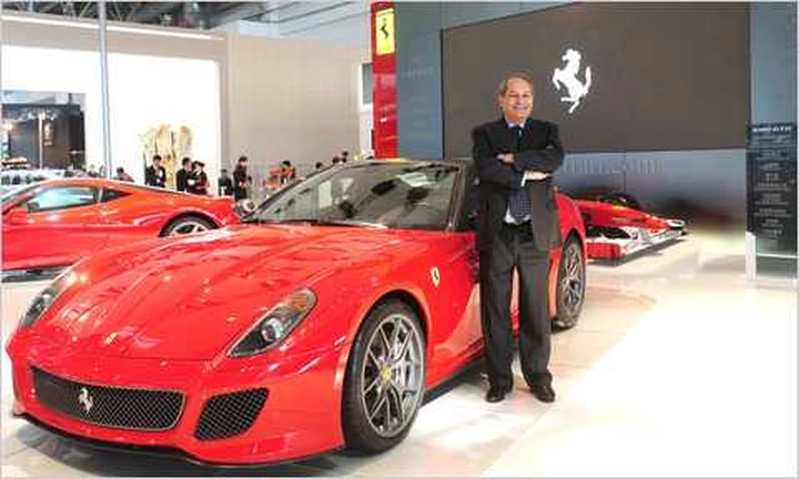 Cina: Ferrari? Bellissima, meglio se limousine