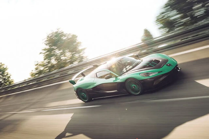 Rimac Nevera R: la belva elettrica che ha domato la Koenigsegg