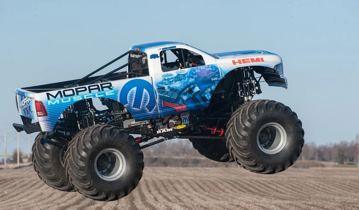Mopar Muscle: un Ram monster track inarrestabile