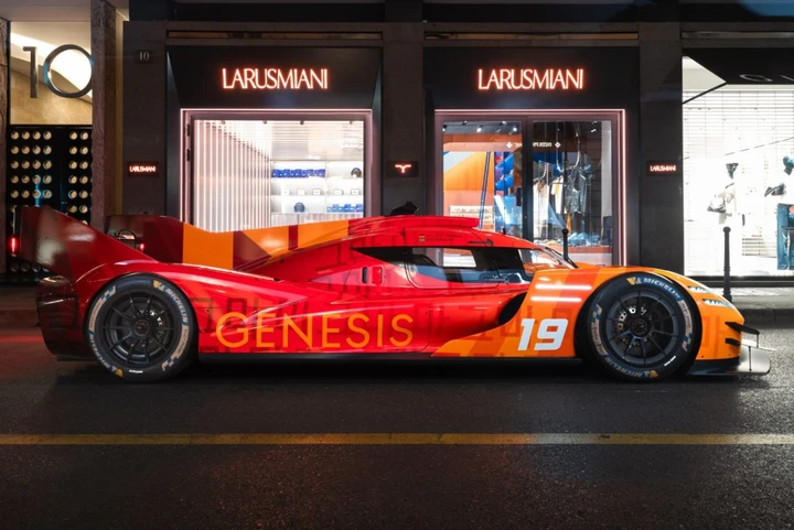 Genesis GMR-001 Hypercar e Larusmiani: un incontro tra sartoria e automobilismo a Milano