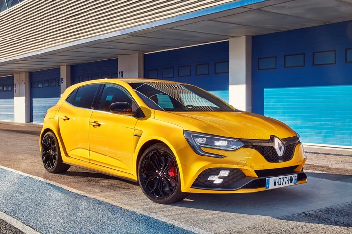 Renault Megane R.S. 2018: nuove immagini ufficiali