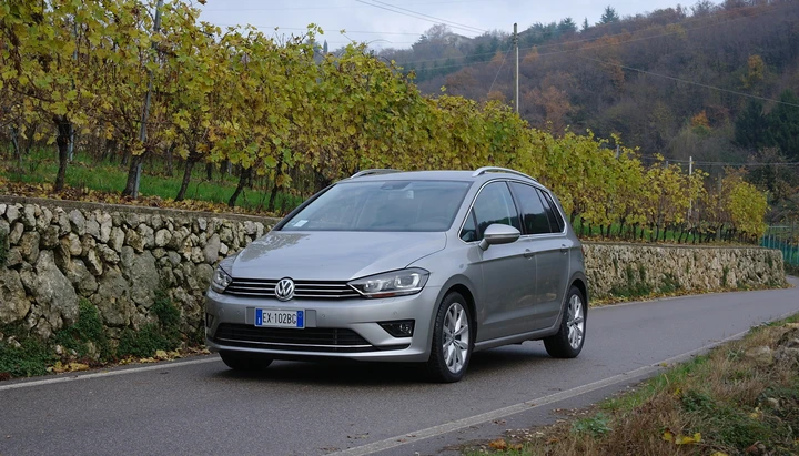 Volkswagen Golf Sportsvan 1.6 TDI: la prova su strada