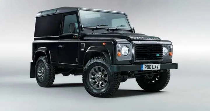 Land Rover Defender LXV