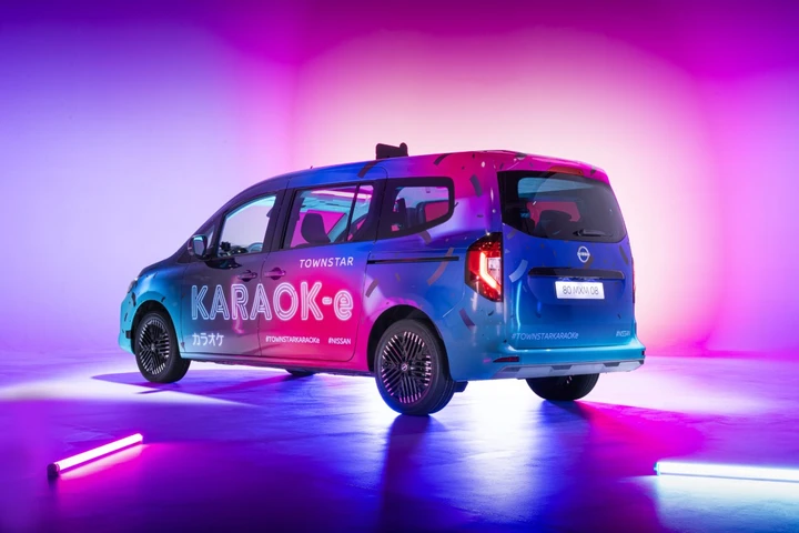 Nissan Townstar Karaok-e