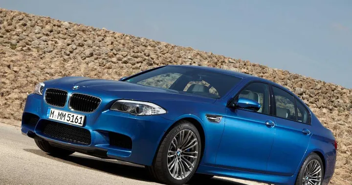Bmw M5 2012: nuove foto ufficiali