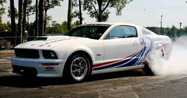 Ford Cobra Jet Mustang: la terza serie nel 2011