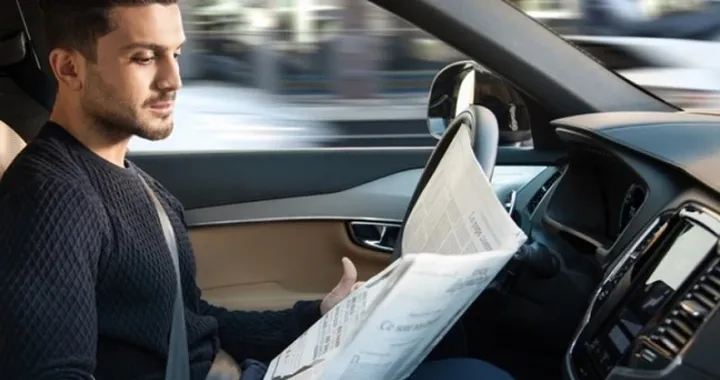 Dalla guida assistita alla guida autonoma: tutti i livelli di guida