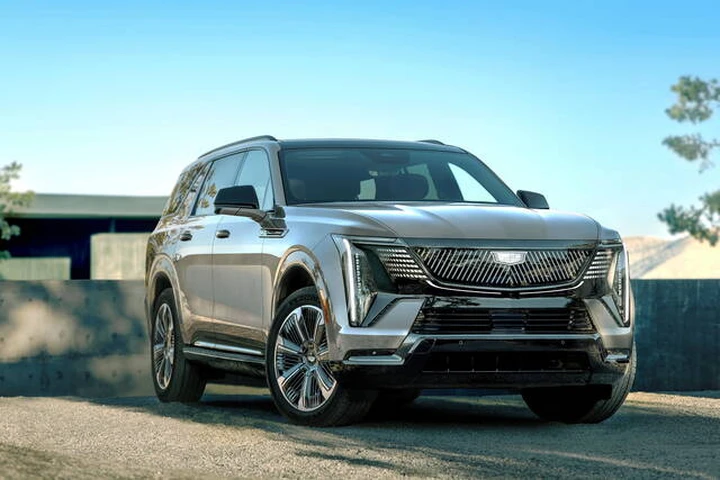 Cadillac Escalade IQ, un colosso da oltre 4.000 chilogrammi