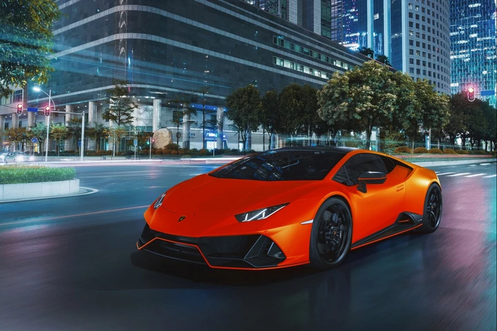 Lamborghini Huracán EVO Fluo Capsule: immagini ufficiali