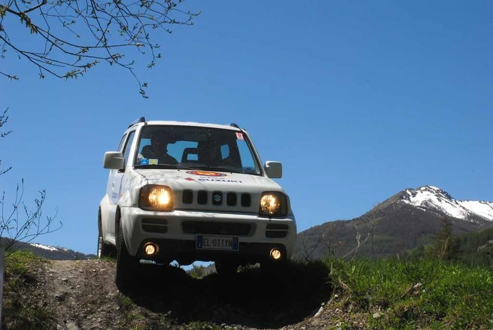 Suzuki al Sestriere
