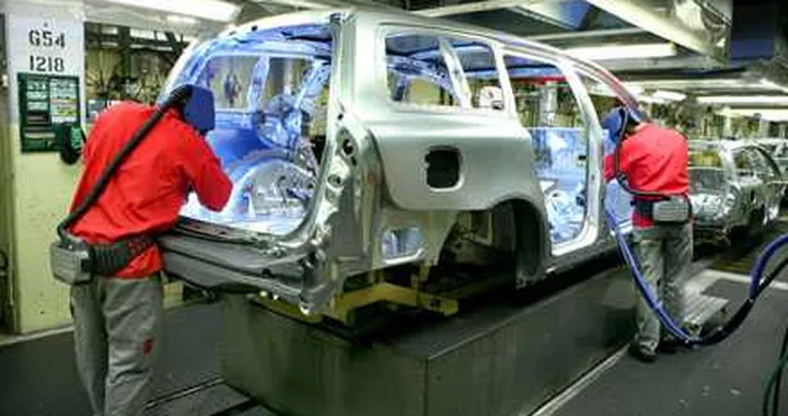 Volvo: terzo trimestre consecutivo in perdita