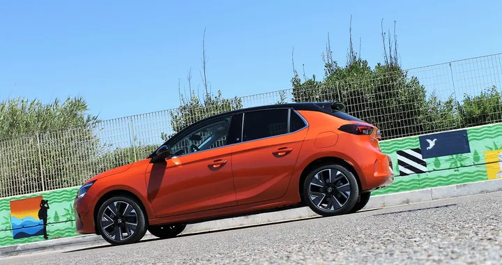 Opel Corsa-e: primo contatto