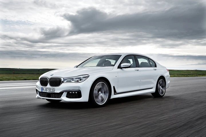 Bmw Serie 7 2016: nuove immagini ufficiali