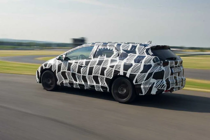 Honda Civic Tourer, foto ufficiali del prototipo