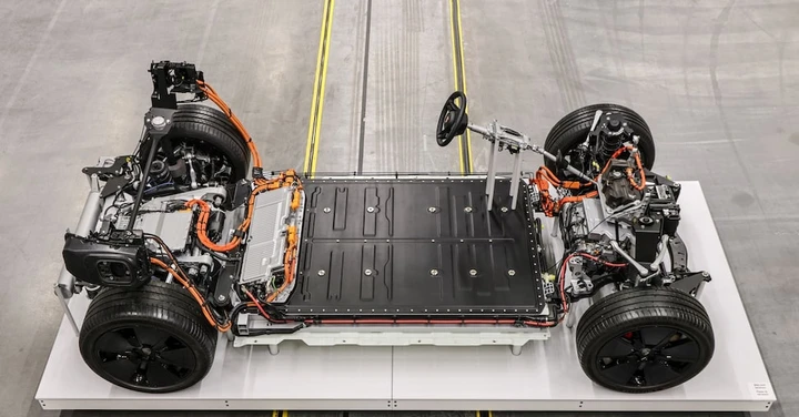 Weissach, il laboratorio segreto della rivoluzione green di Porsche