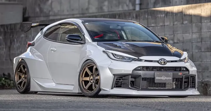 Toyota GR Yaris Widebody: il tuning estremo di Result Japan
