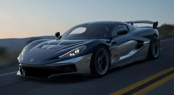 Oltre i 2.000 CV: l’esperienza unica della Nevera R Founder's Edition