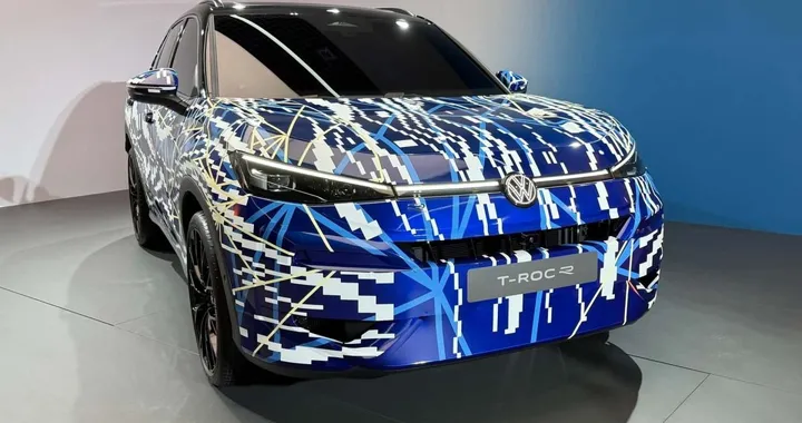 Volkswagen T Roc R: 328 CV, mild hybrid e 4Motion per la sportiva 2027