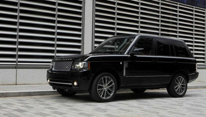 Range Rover Autobiography Black 40th Anniversary