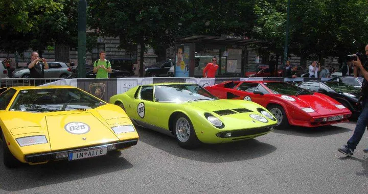50 anni di Lamborghini: al seguito del Grande Giro