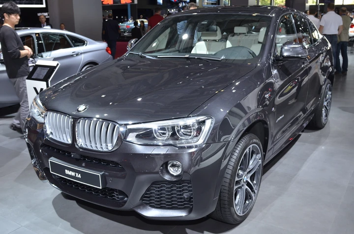 BMW X4 al Salone di Parigi 2014