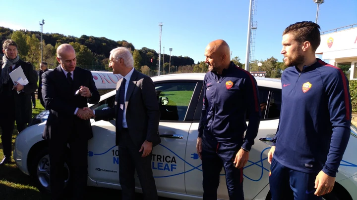 Nissan: partnership con l’AS Roma per la mobilità elettrica