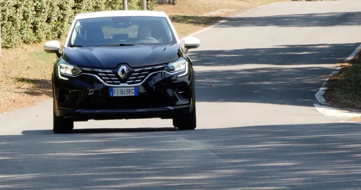Renault Captur VS Nissan Juke: il video