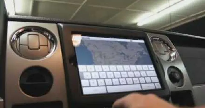 iPad 2: ecco come installarlo in auto