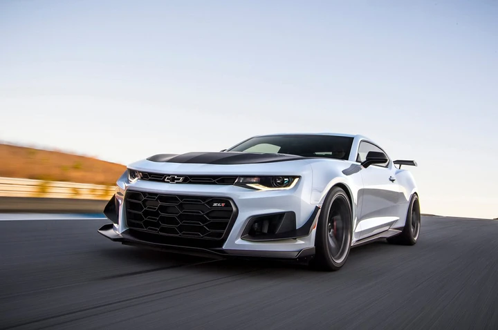 Chevrolet Camaro ZL1 1LE: immagini ufficiali