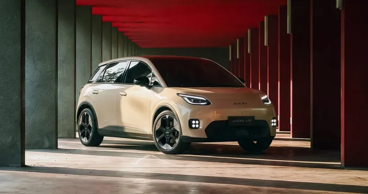 AION UT: la nuova elettrica da 28.000 € con 200 CV e stile europeo