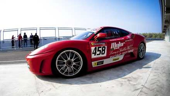 In pista con la Ferrari F430 Challenge