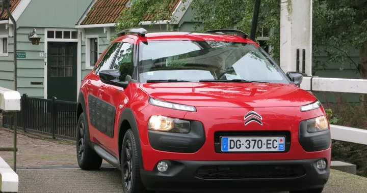 Citroen C4 Cactus, prezzo da 14.950 euro