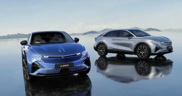 Nuova Alpine A390: versioni GT e GTS, autonomia e prezzi ufficiali