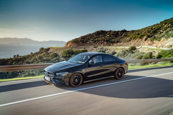 Mercedes CLA 2019: immagini ufficiali