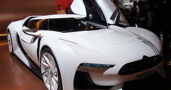 GTbyCitroen: la show car del Double Chevron sarà al Carnevale di Venezia