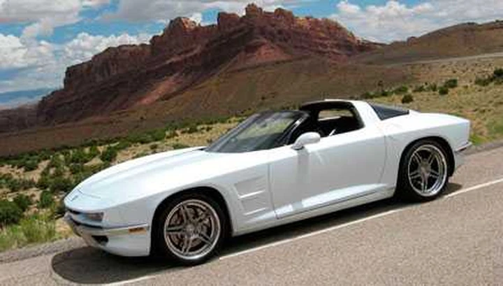 Rossi SixtySix: una nostalgica Corvette