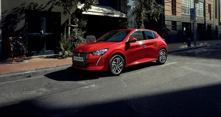Peugeot 208 PureTech Allure e Allure Pack: prezzi e dotazioni